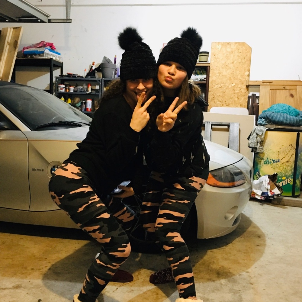 Meet your Posher, Hayden & jasmines